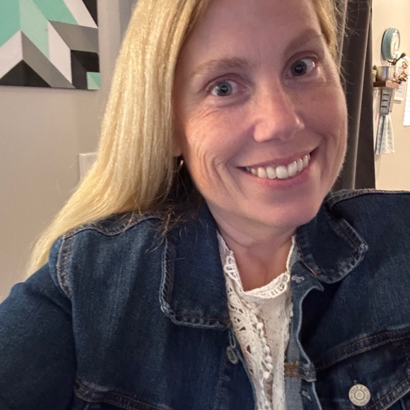 Meet your Posher, Kimberly - Picture 5 of 7